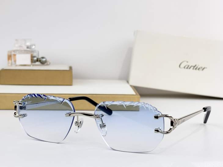 Picture of Cartier Sunglasses _SKUfw80274913fw